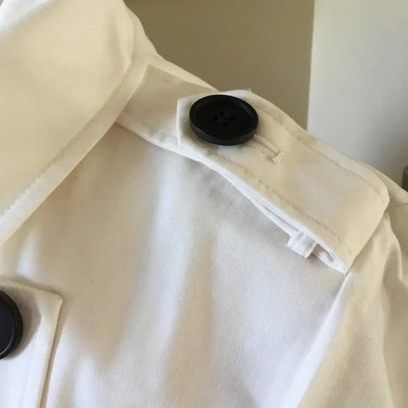 Universal Standard Derjon White Trench Coat